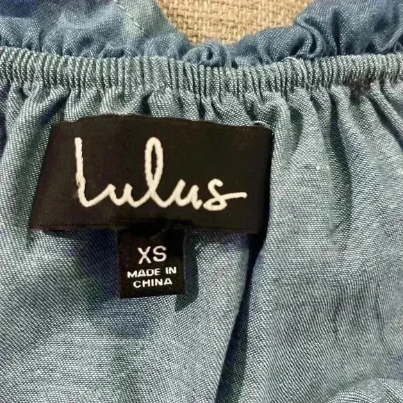 Women’s Blue Denim Lulus Crop Top - Picture 4 of 5